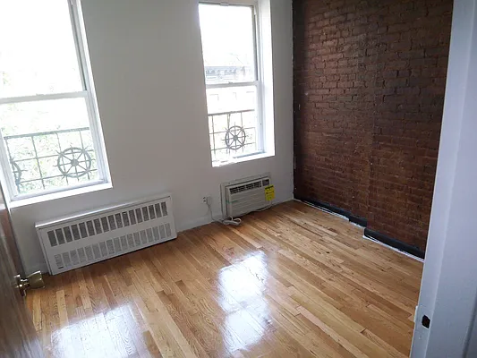 Rented by Ready Group | media 30