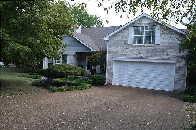 2nd image of 131 Devonshire Trl