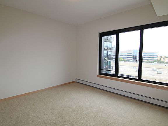 3rd image of 1120 2nd St S #613