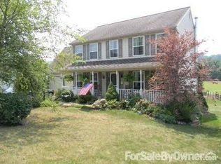 450 Glen Run Dr, Atglen, PA 19310
