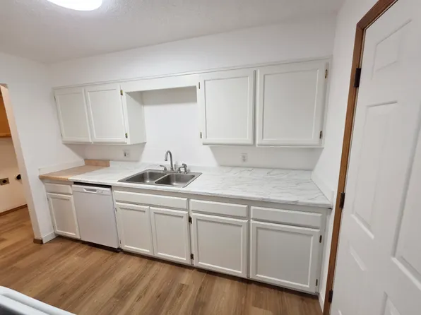 11030 E Burnside St #11030, Portland, OR 97216