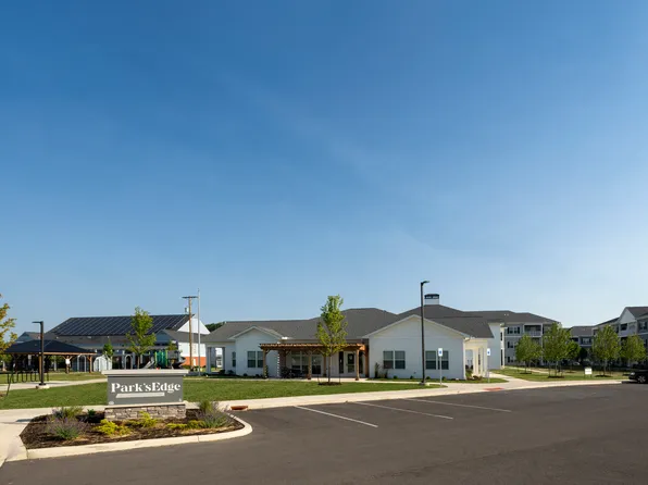 Park's Edge @ McKinnie Commons