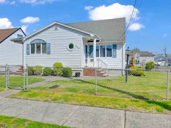 265 Evans Pl, Saddle Brook Twp., NJ 07663