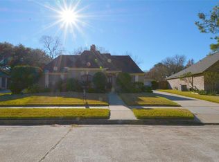 15011 Vistamont Dr, Houston, TX 77083