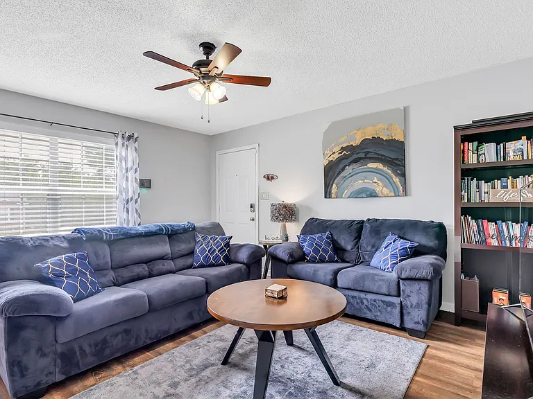 611 Doane Dr #A — Photo 9