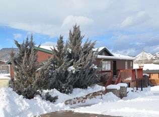 120 Beacon Rd, Gypsum, CO 81637