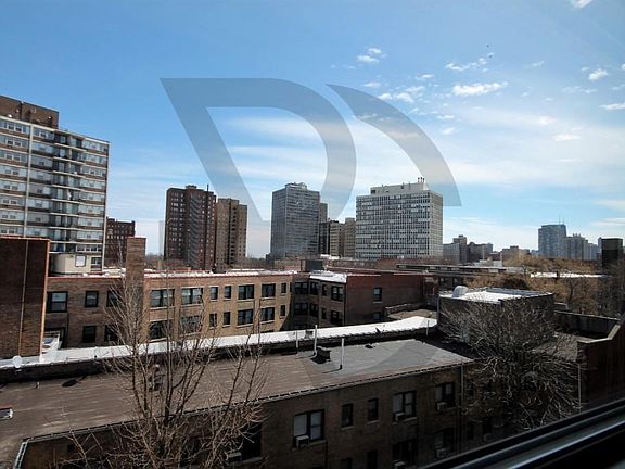 5th image of 550 W Arlington Pl #550511