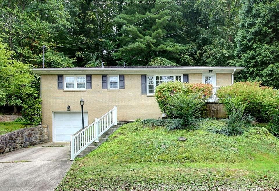 1st image of 629 Gordon Dr