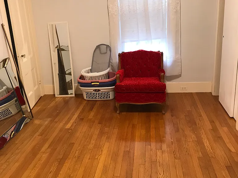 10-12 Taunton #1 Somerville bedroom #1