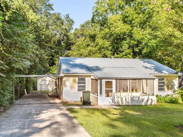 2317 Spurgeon St, Waycross, GA 31501