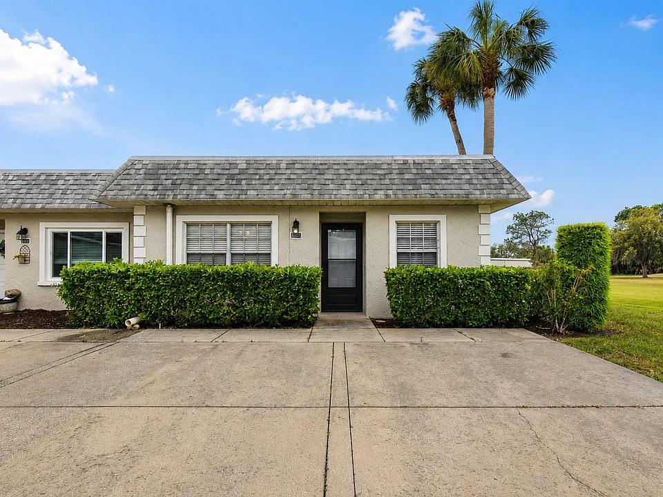 3683 Trophy Blvd