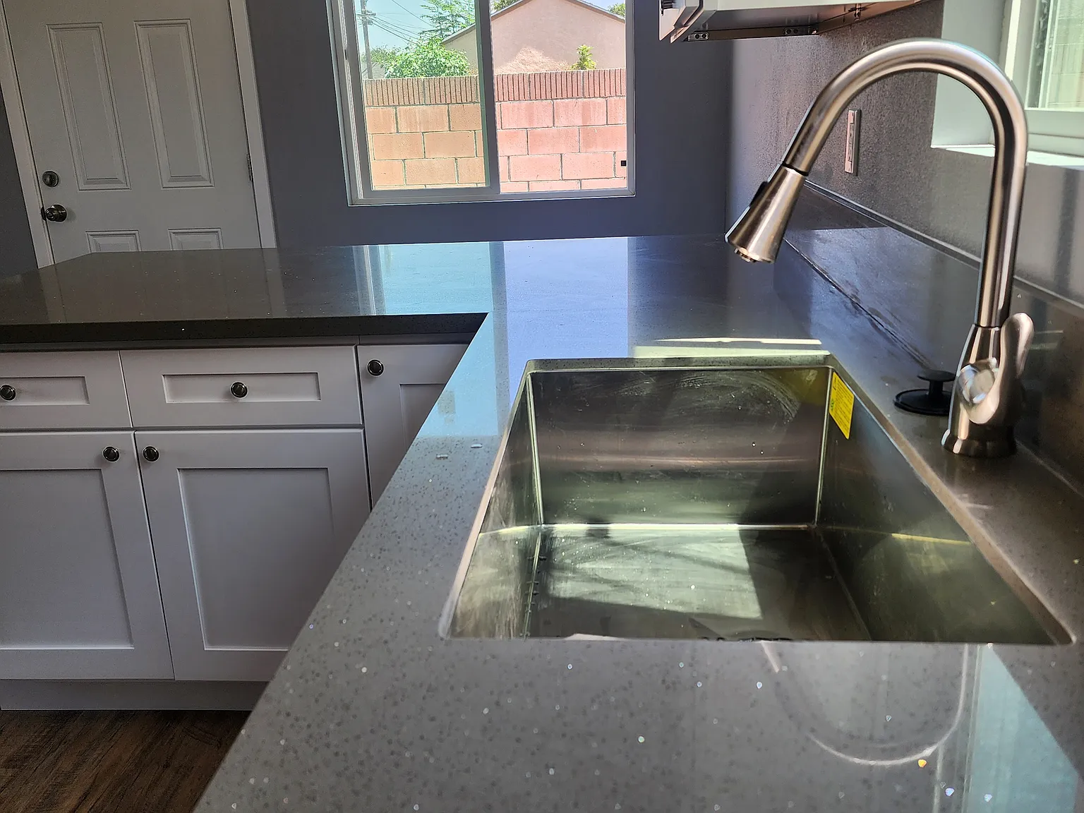 1 bed, 500 sqft, $2,000 — Photo 2