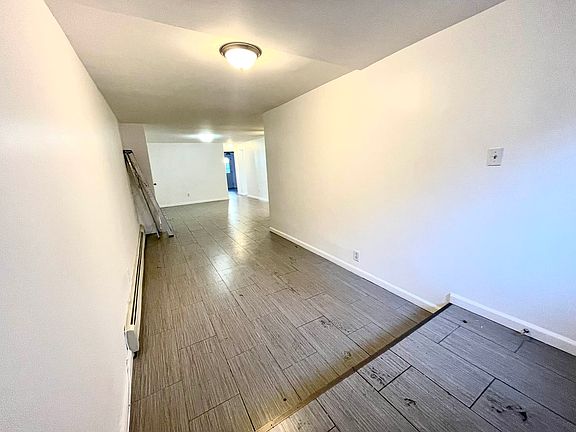 2nd image of 23-25 Broadway #1
