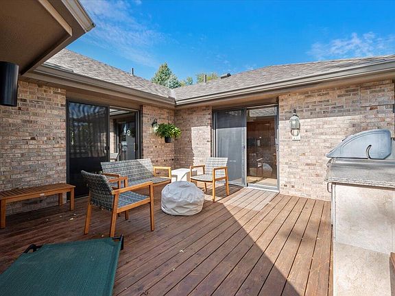 5th image of 959 Tower Ridge Holw