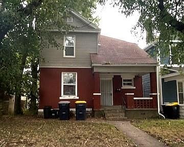 1st image of 2811 E 7th St