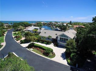 520 Harbor Cove Cir, Longboat Key, FL 34228