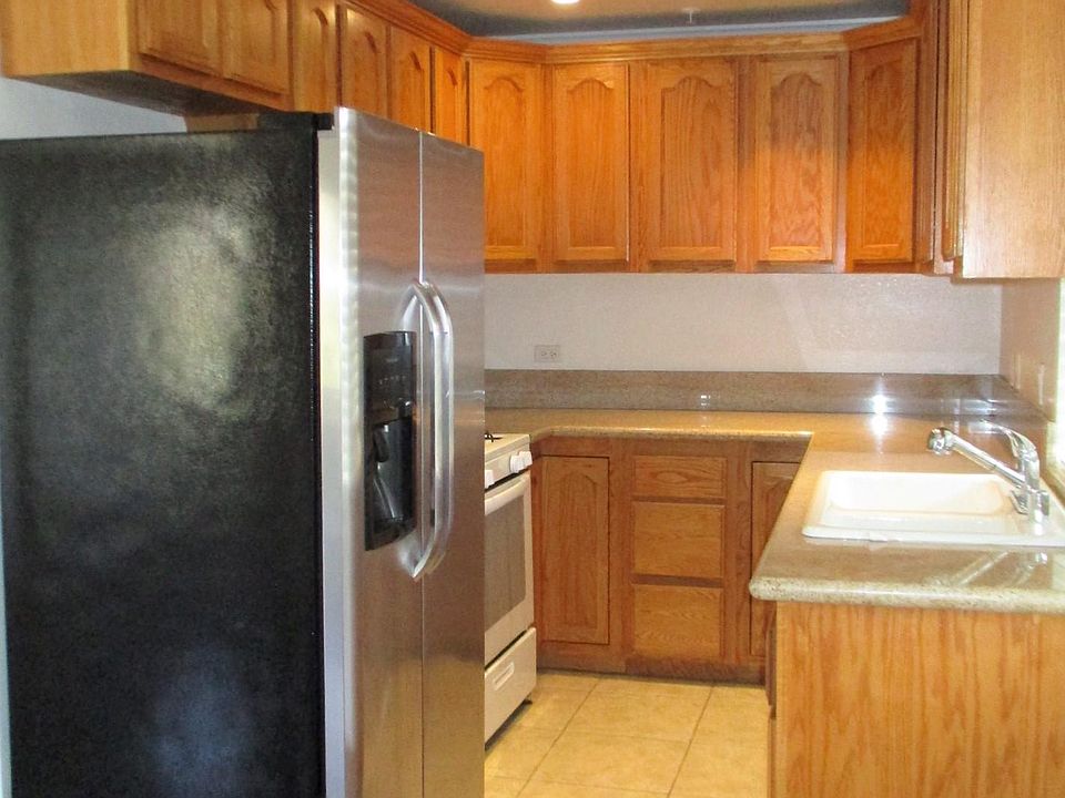 1st image of 372 E Ashtabula St APT 204
