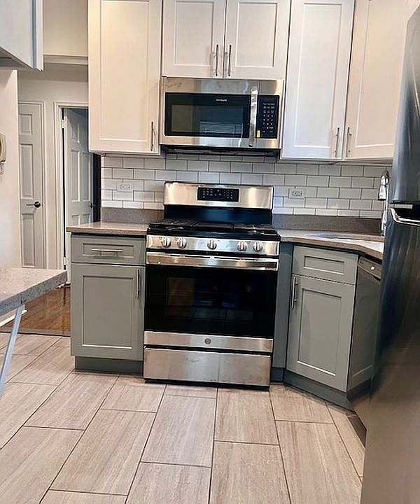 1st image of 110-20 71st Ave #422