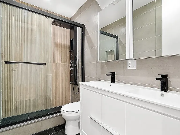 195 Meserole St #1 — Photo 8