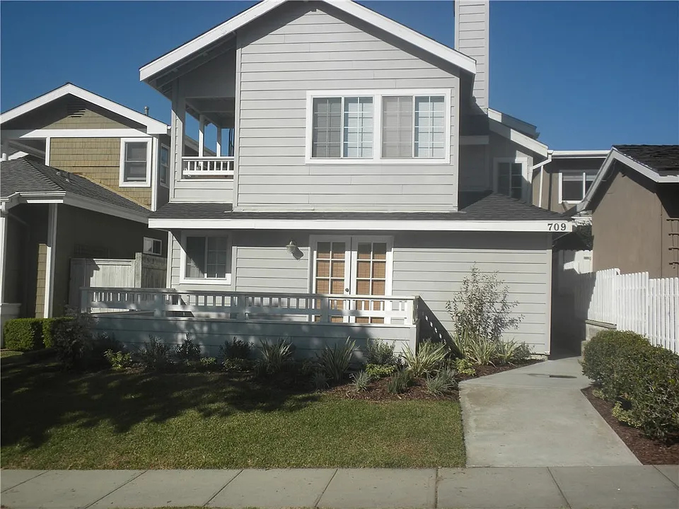 709.5 Poinsettia Ave