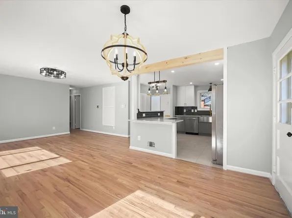 9720 Hedin Dr, Silver Spring, MD 20903