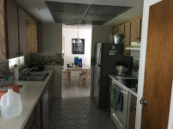 3rd image of 6148 Glen Barr Ave