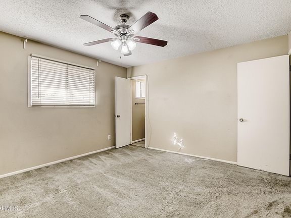 5th image of 921 E CAMPUS Drive