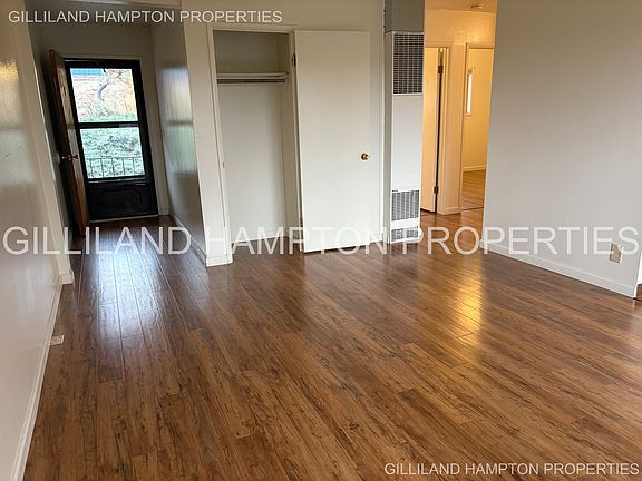 4th image of 825 SE 2nd St #8