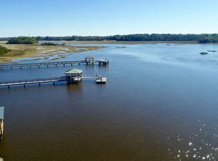 2 Middle Marsh Ln, Seabrook, SC 29940