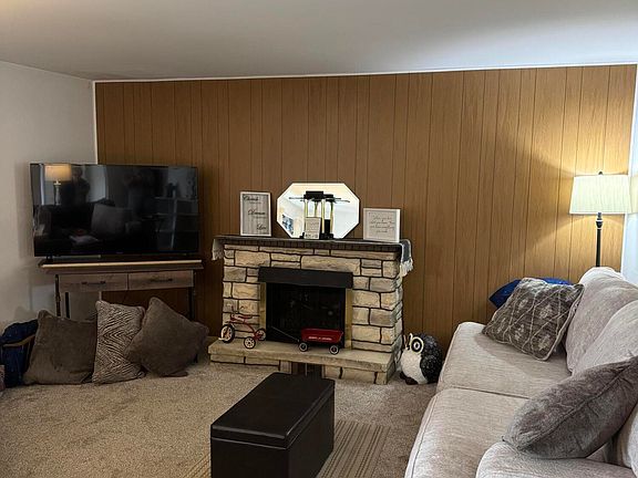 4th image of 2910 Koop Rd