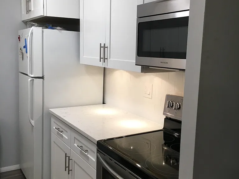 1420 Locust St #21 — Photo 6