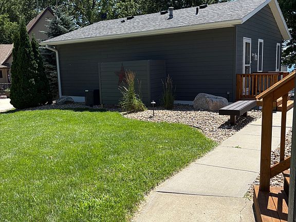 Front of house from street.