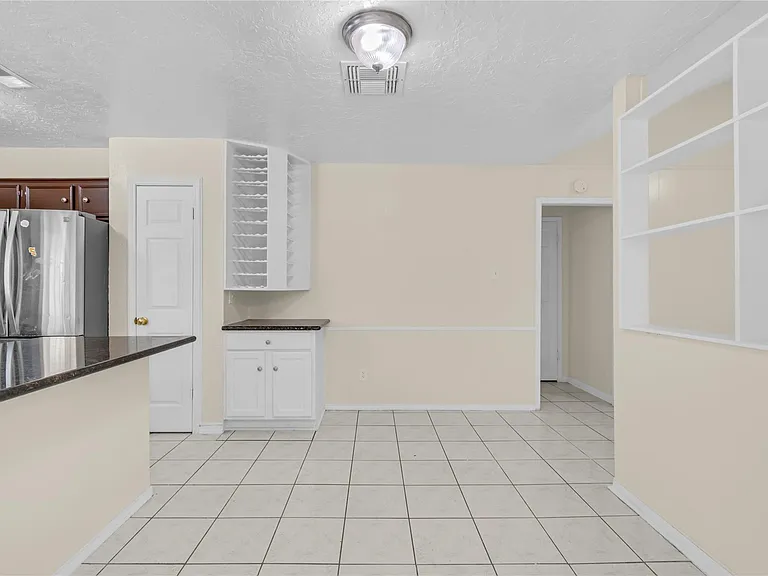 10606 Beckfield Dr — Photo 17