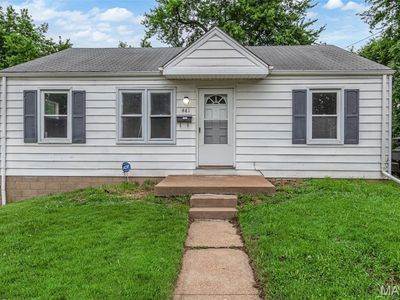 441 Jehling Dr, Saint Louis, MO, 63135