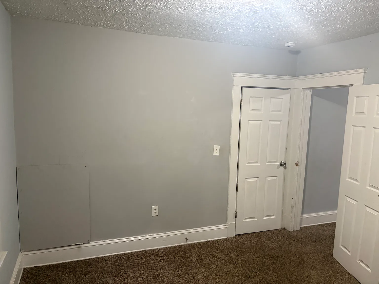 3 bed, 1400 sqft, $1,250 — Photo 2