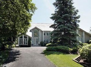 675 Red Oak Ln, Highland Park, IL 60035