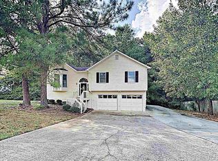 164 Silverthorne Dr, Douglasville, GA 30134