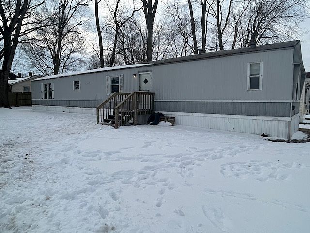 1st image of 232 N 8th St W