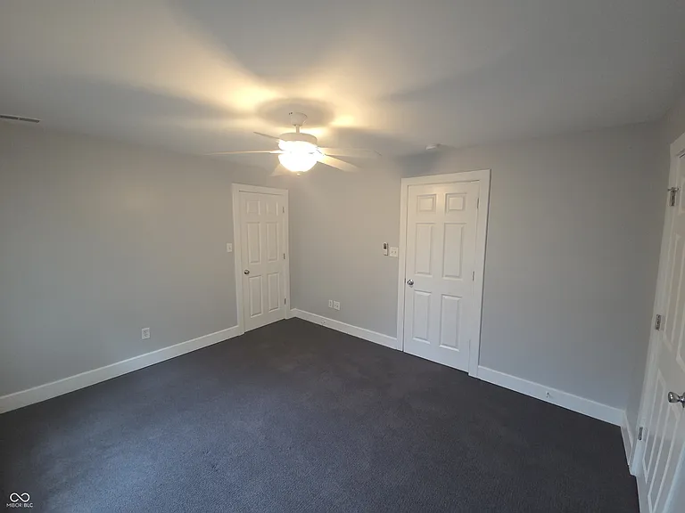 3621 N Kenwood Ave — Photo 20
