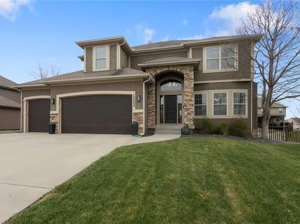 10205 NE 103rd St, Kansas City, MO 64157