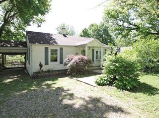 636 Greenwood Pl, Collinsville, IL 62234