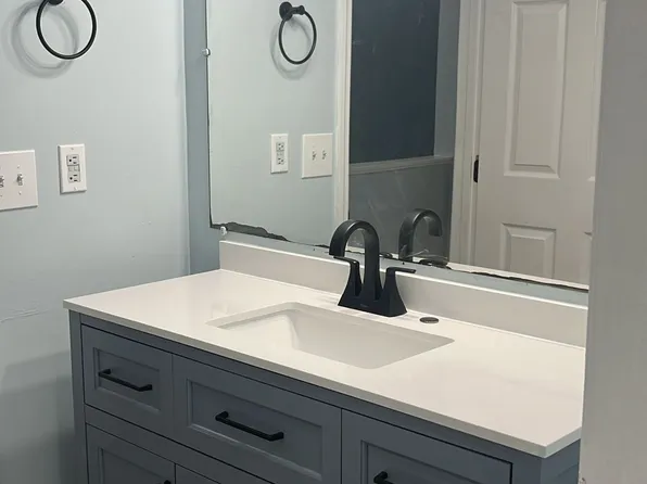 530 Hogue Ave, Rockmart, GA