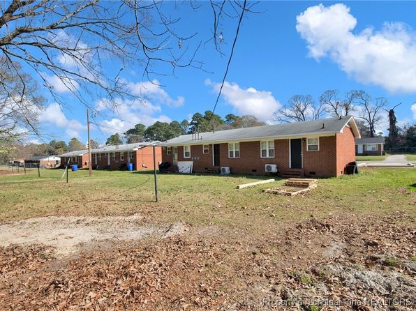 4943 Fieldcrest Dr, Fayetteville, NC 28303