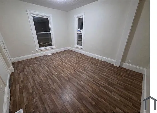 26 Hall St SW — Photo 5