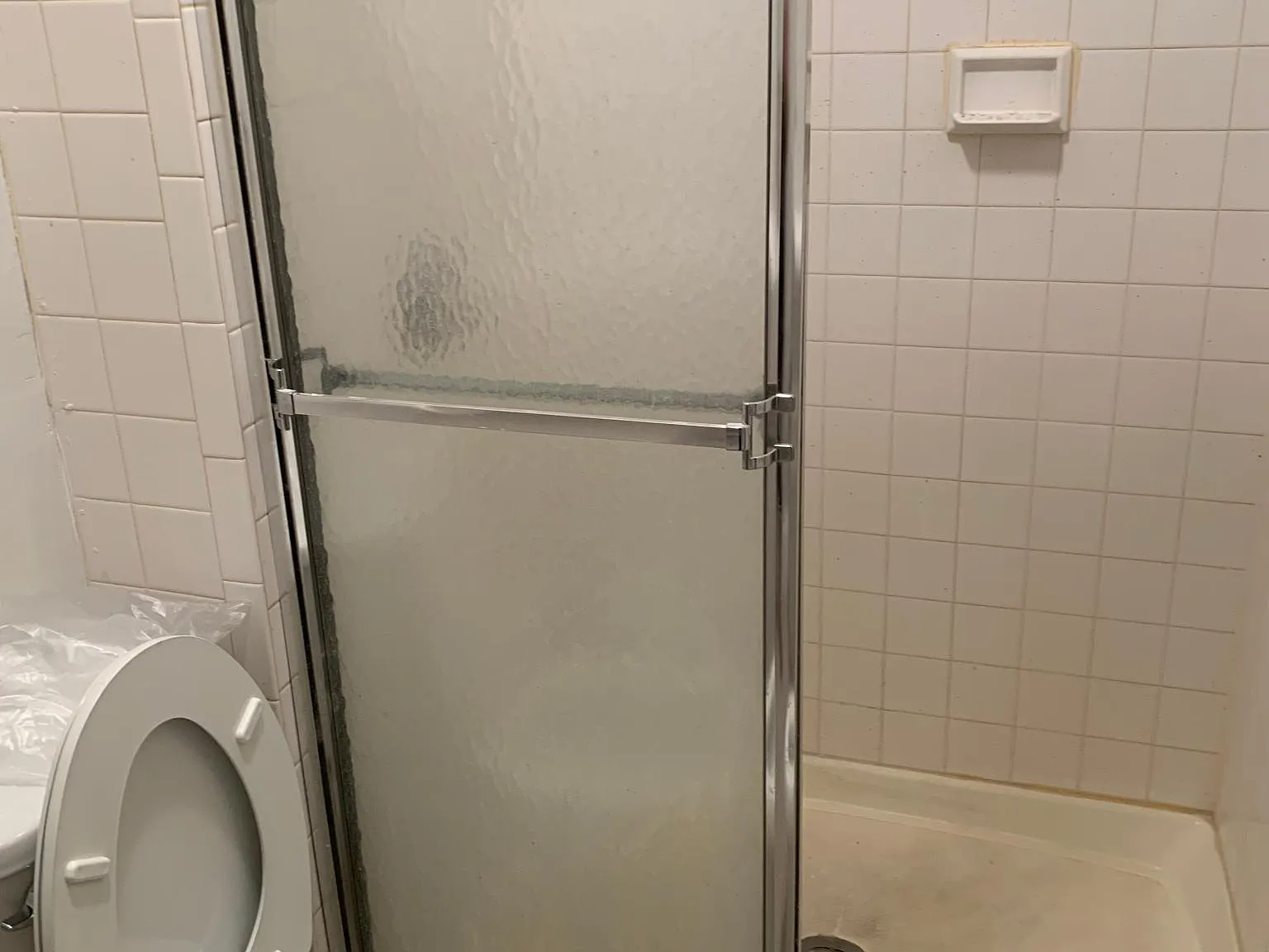 2 bed, 850 sqft, $3,300 — Photo 3