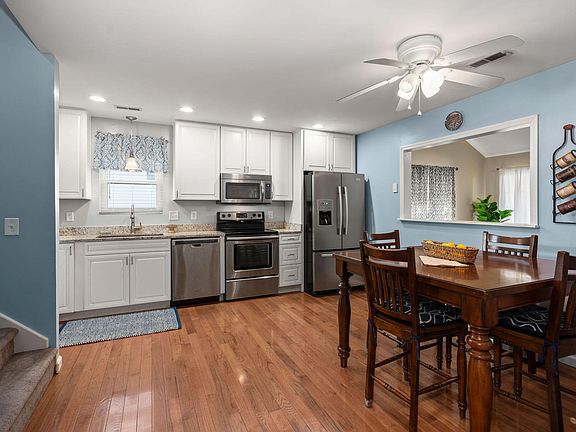 5th image of 3026 Brigham Ct