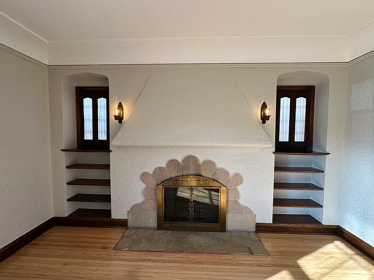 2925 Glenhurst Ave S #1 — Photo 5