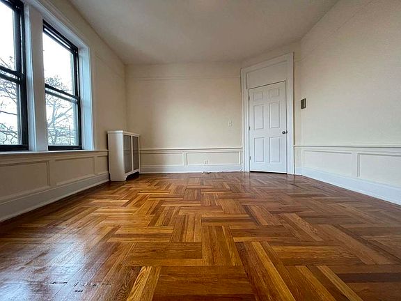 2nd image of 30-58 34th St #3FG