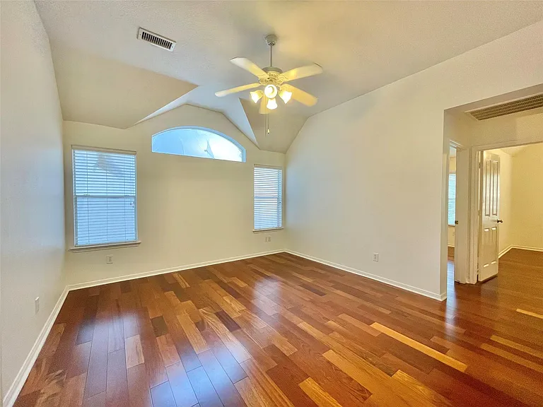 11 Dalea Pl — Photo 42