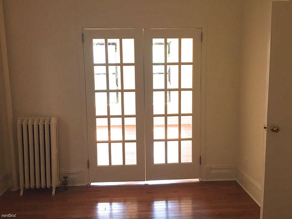 5th image of 1764 Bedford Ave APT 23